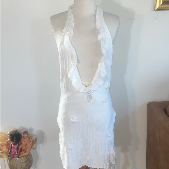 Outcast - Picture 5 of 12